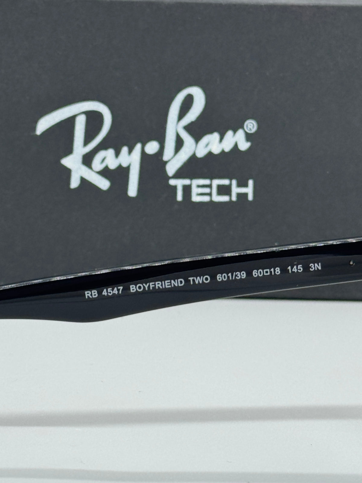 Ray-Ban Boyfriend Oversized RB 4547 Black Shade