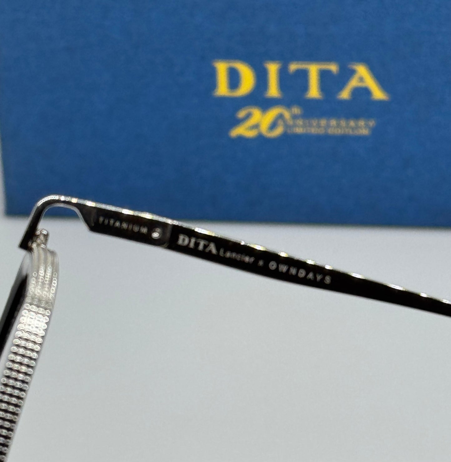 Dita Flight Titanium Black x Silver Frame