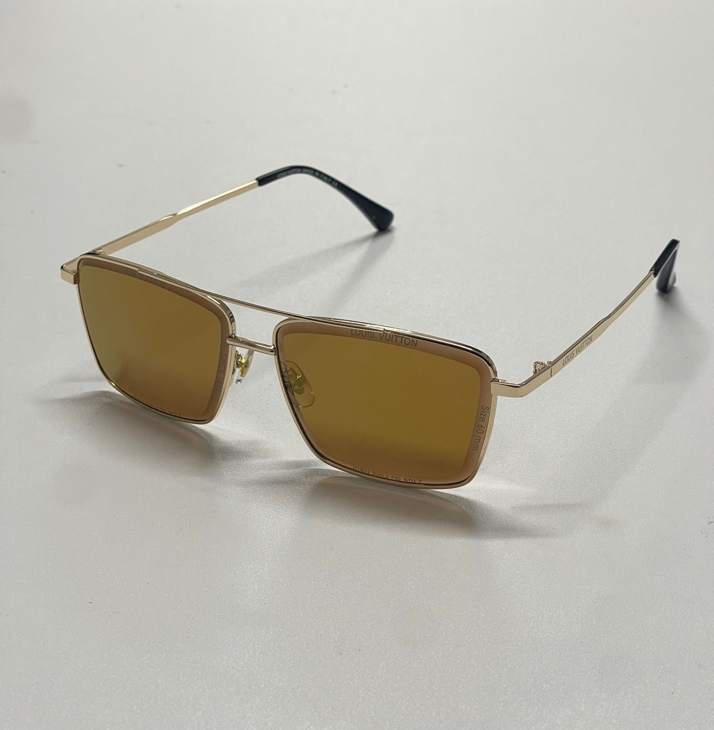 LV Super Vision Metal