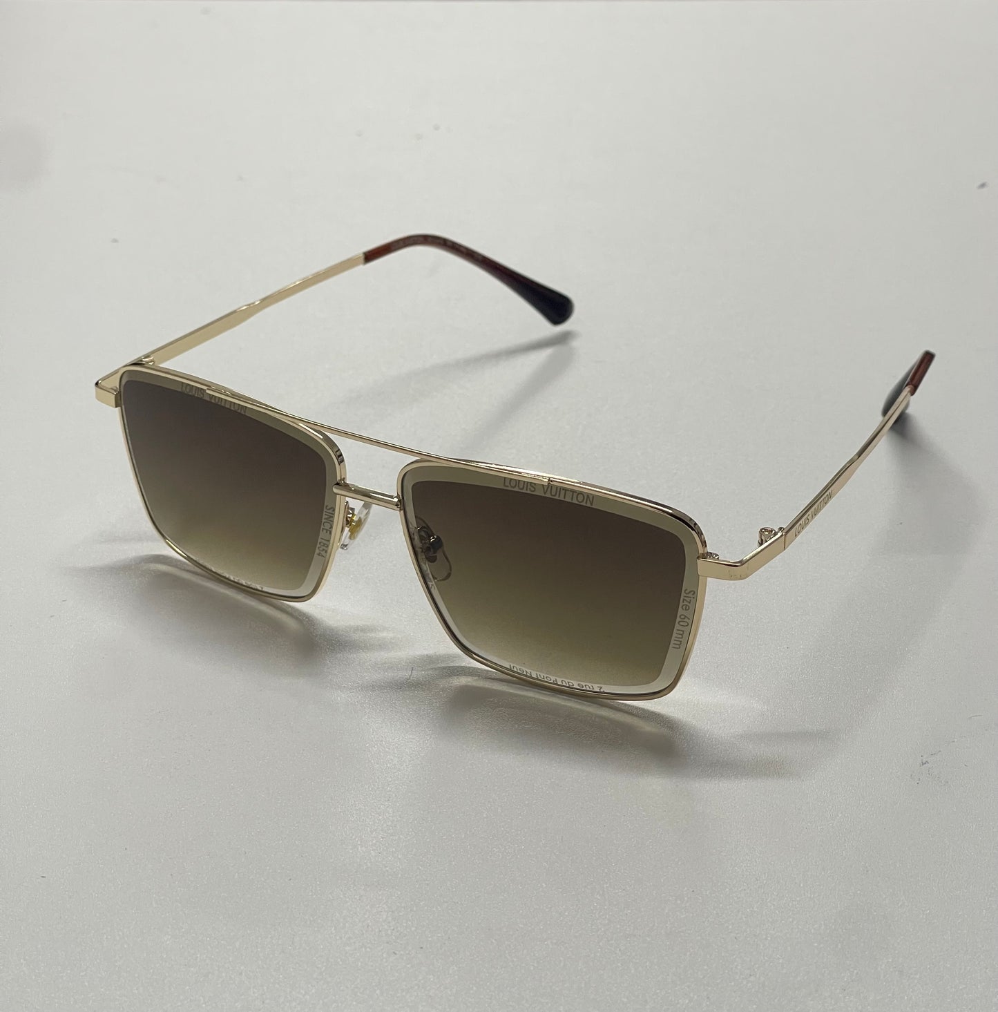 LV Super Vision Metal