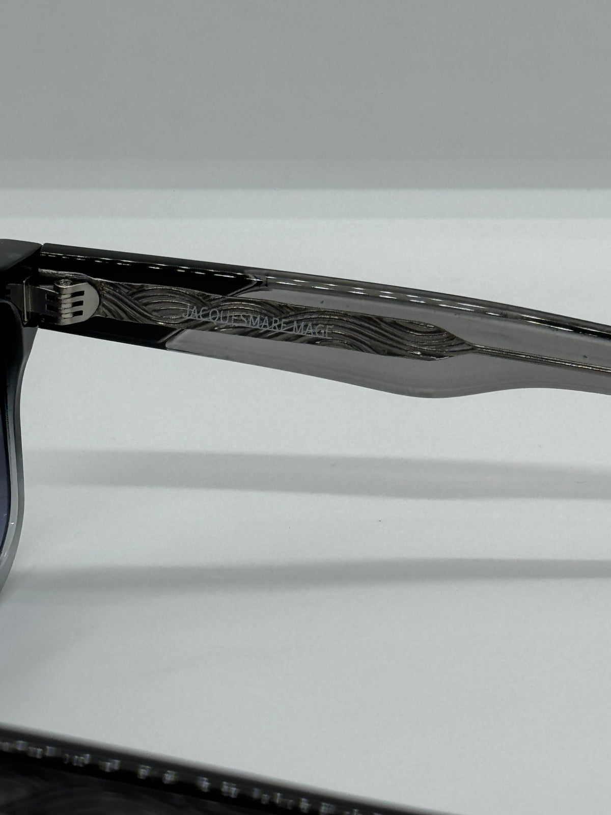 JMM 10816 Shade