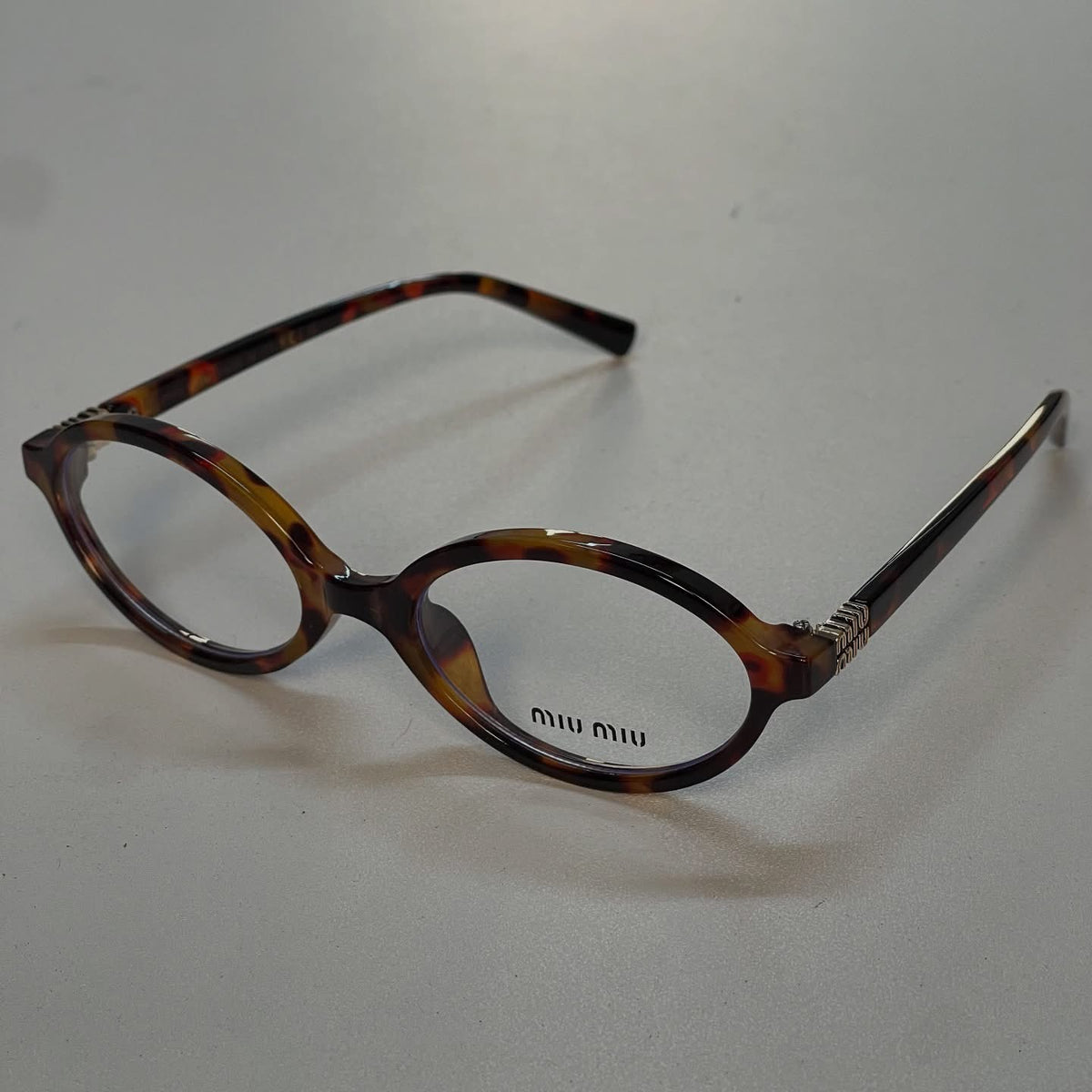 MM Oval Frame