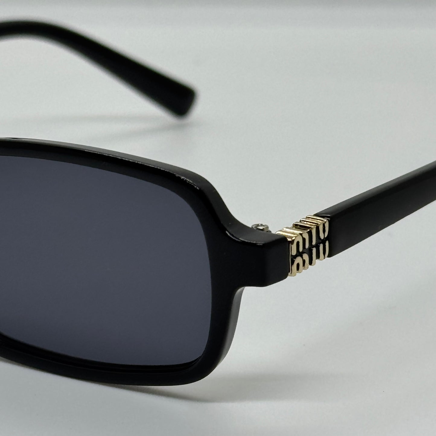 MM Rectangular Shade