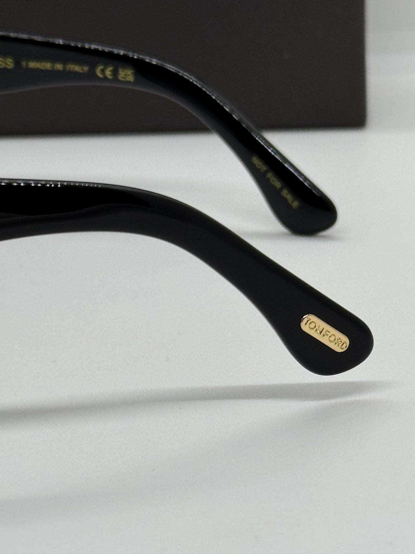 Tom Ford Icon Round TF1237 Gradient Zeiss Lenses