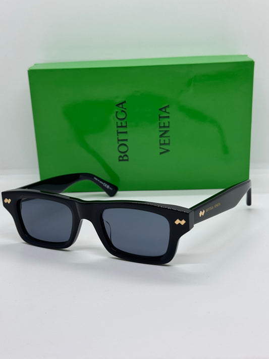 Bottega Veneta Dizzy Black Square