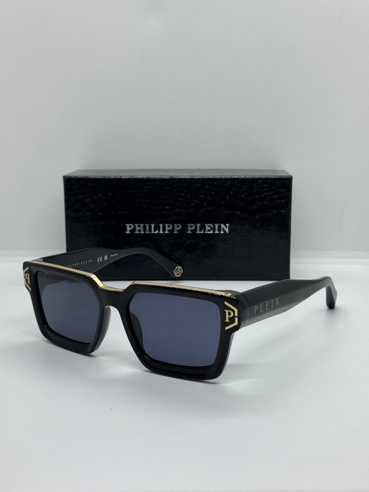 Philipp Plein SPP005 Brave Black x Gold