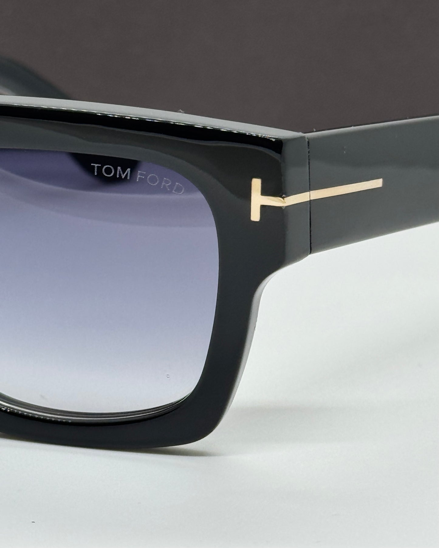 Tom Ford Fausto TF711 Black