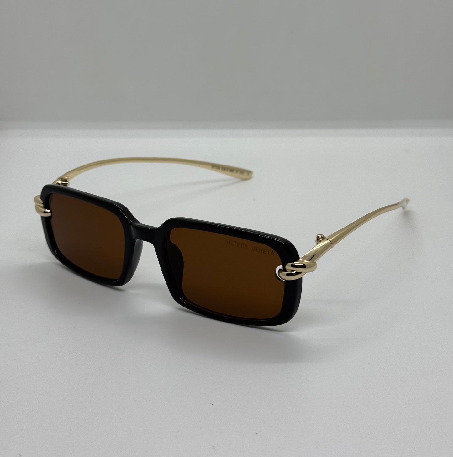 Bottega Rectangular Knot