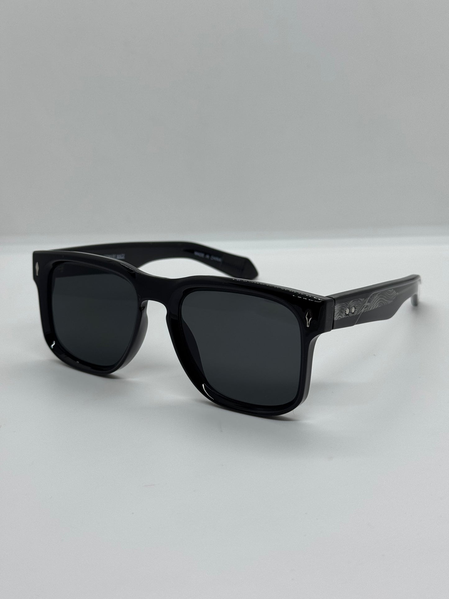 JMM 10816 Shade