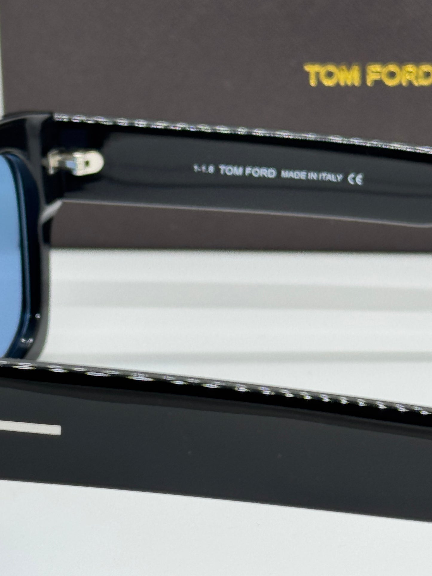 Tom Ford Fausto TF711 Blue