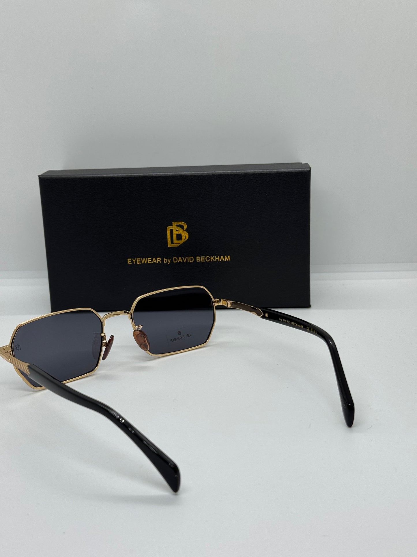 David Beckham DB1174/S Black x Gold