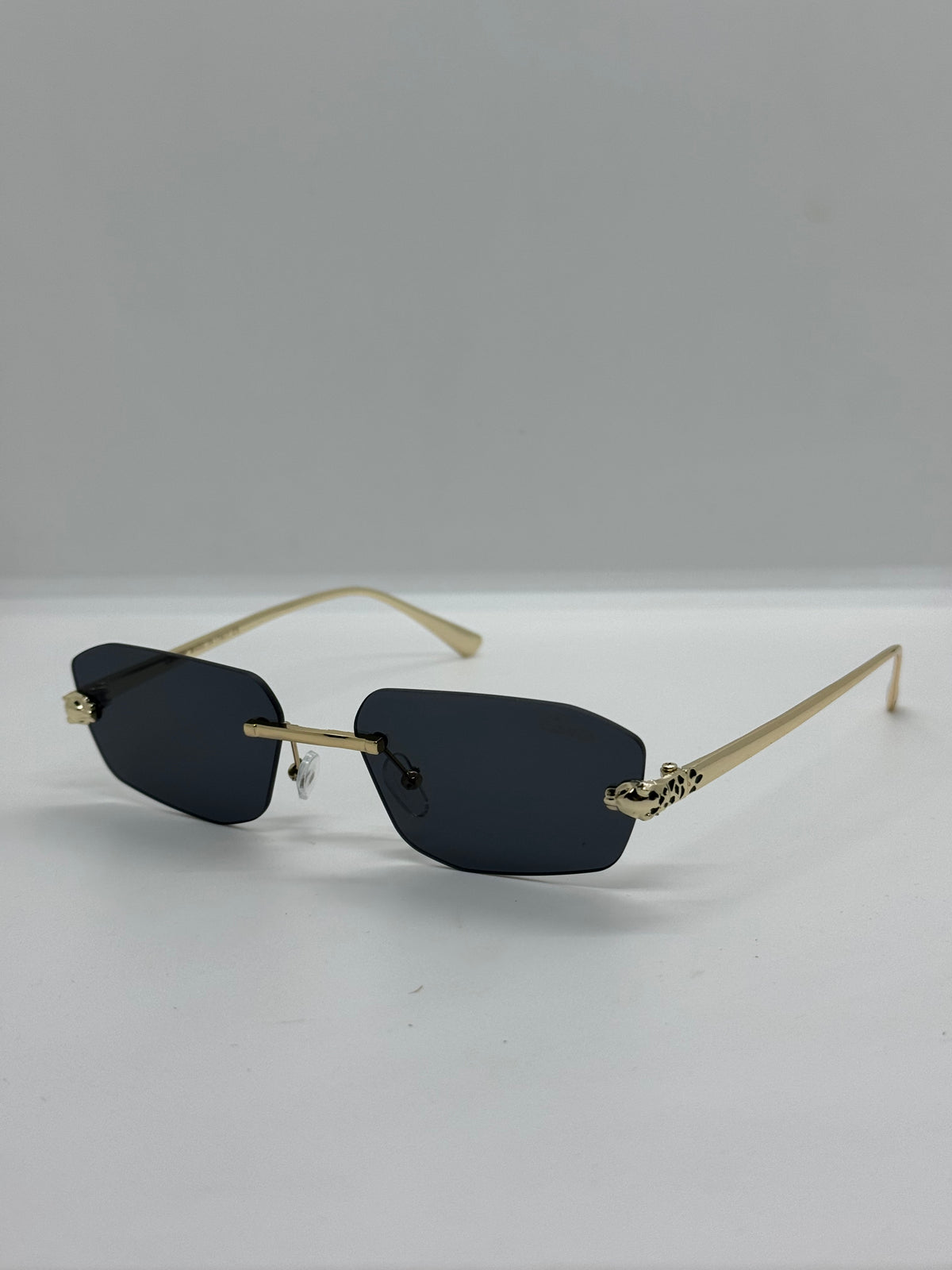 Cartier Panther Rimless