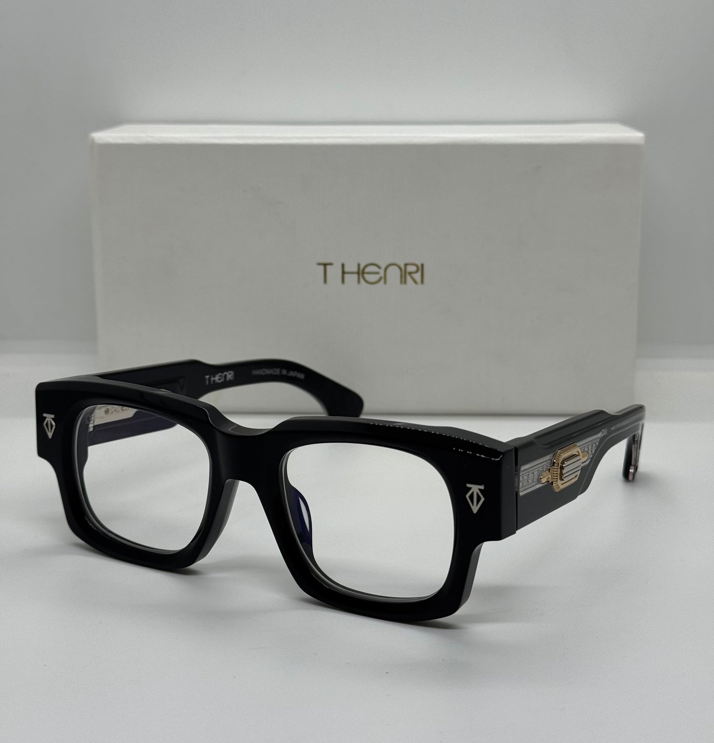 T Henri Dusenberg Black