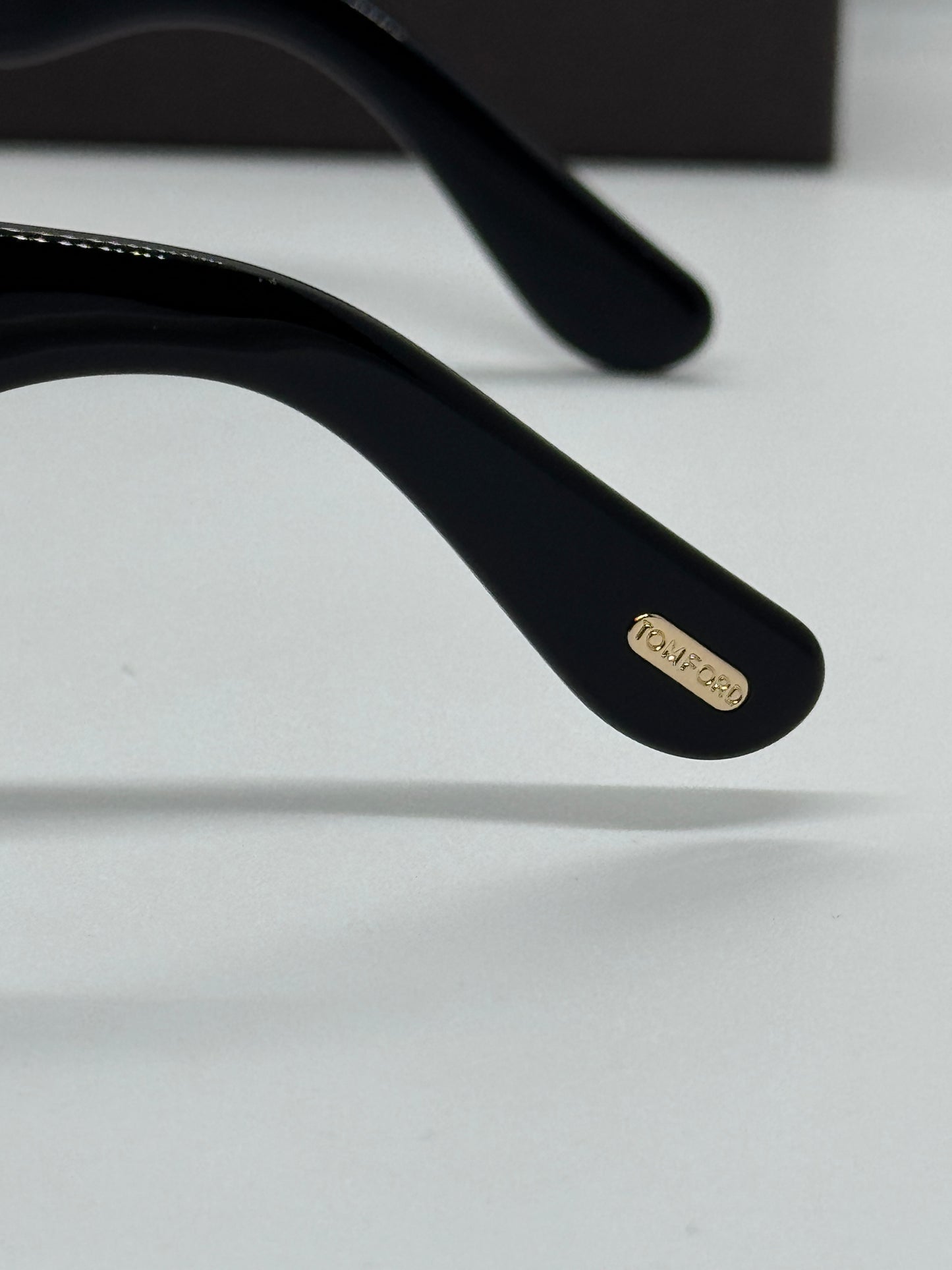 Tom Ford Fausto FT0711 Photochromic