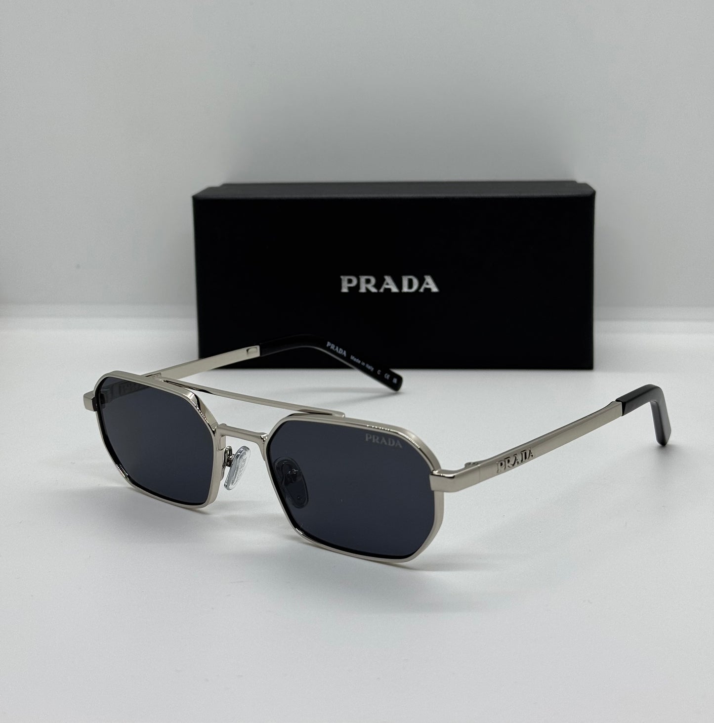 Prada PR D53S Black x Silver