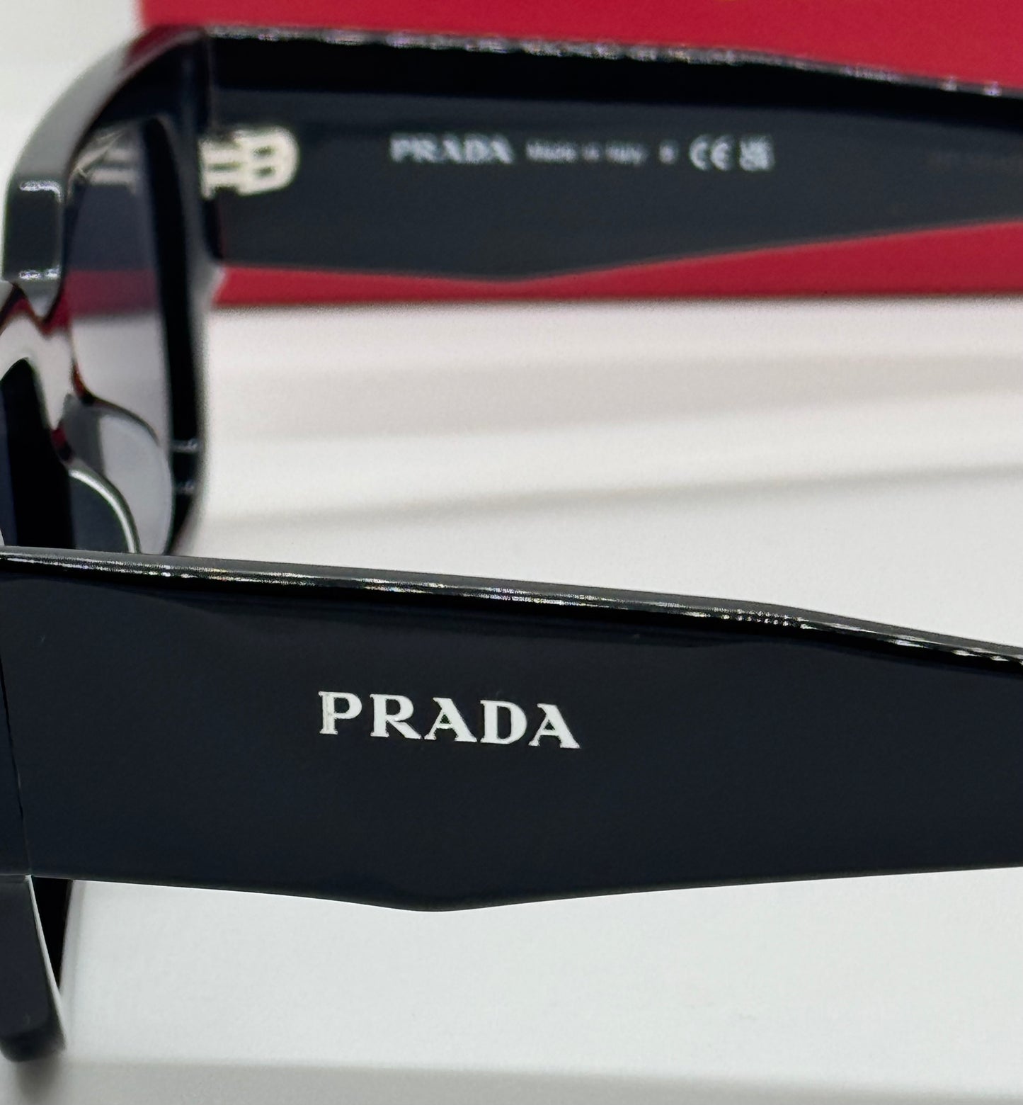 Prada SPR-B17 Rectangle Black
