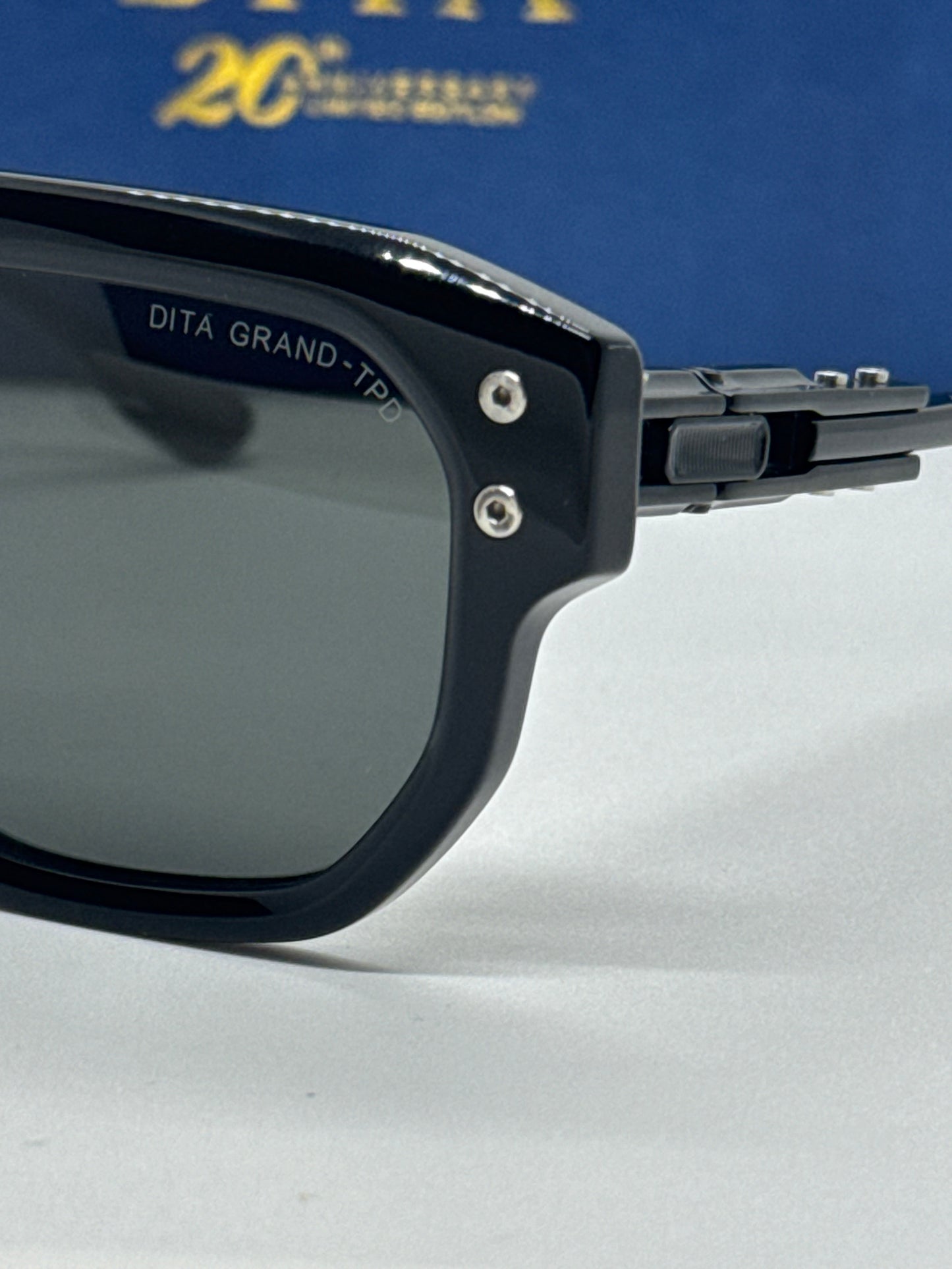 Dita Grand-TPD DTS417 Black Shade