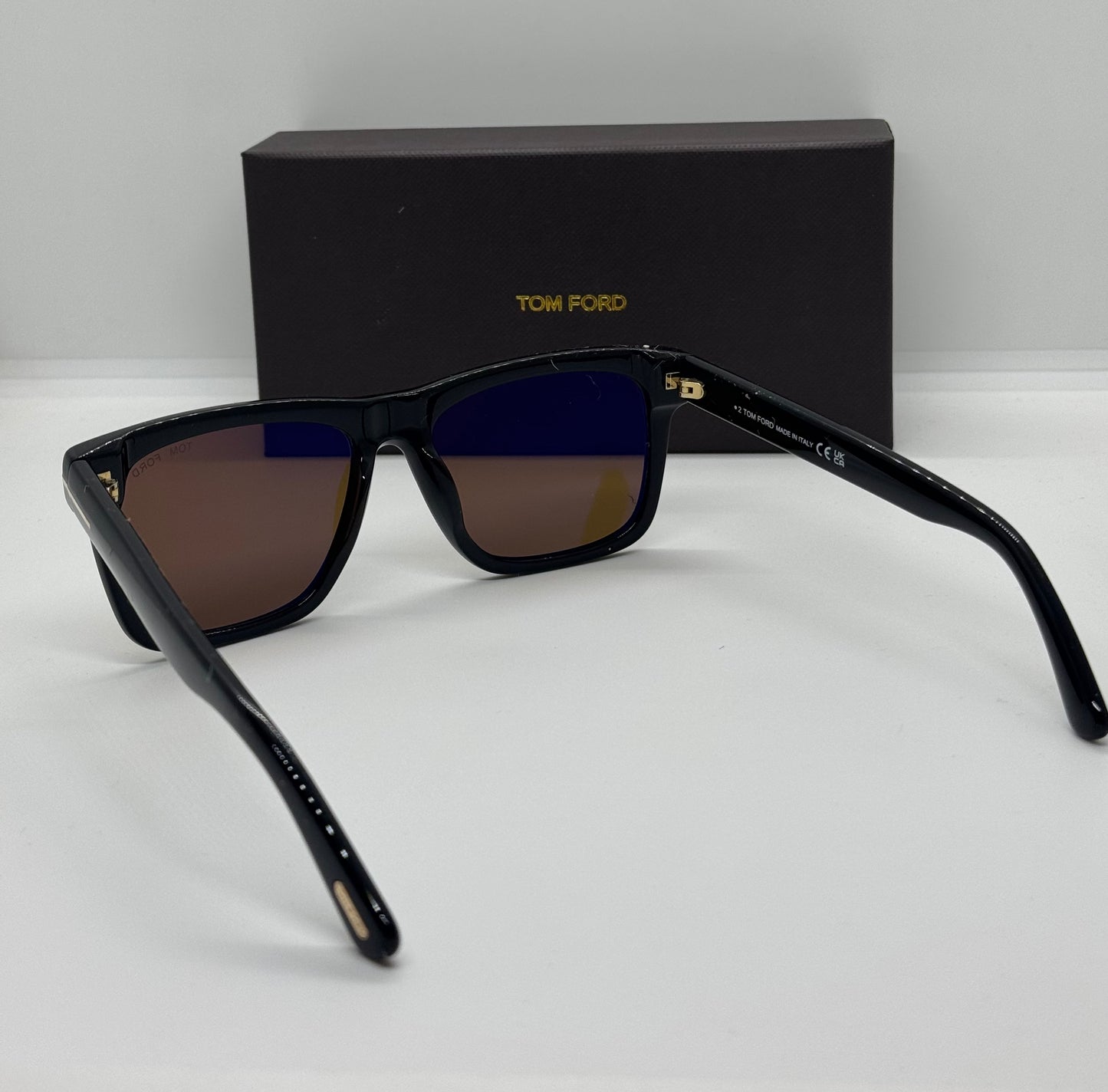 Tom Ford Buckley TF 906-N Brown