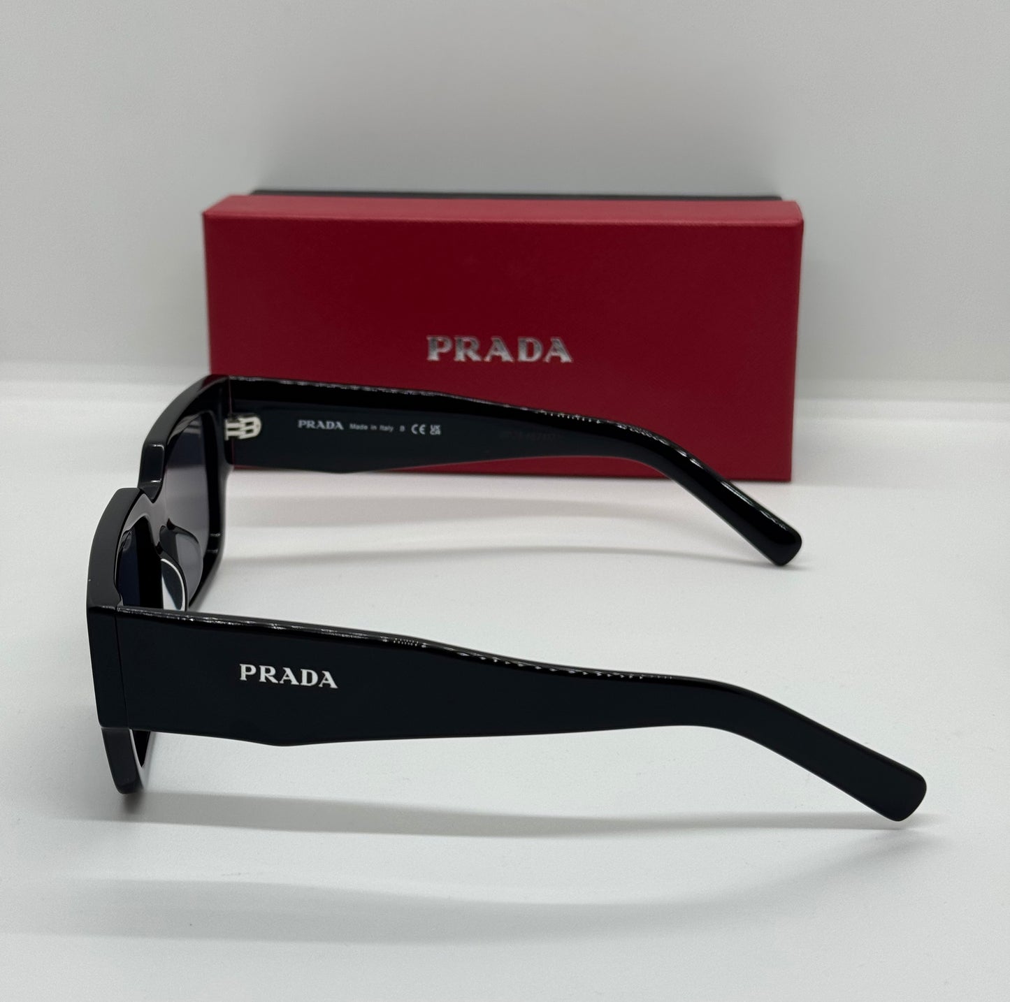 Prada SPR-B17 Rectangle Black