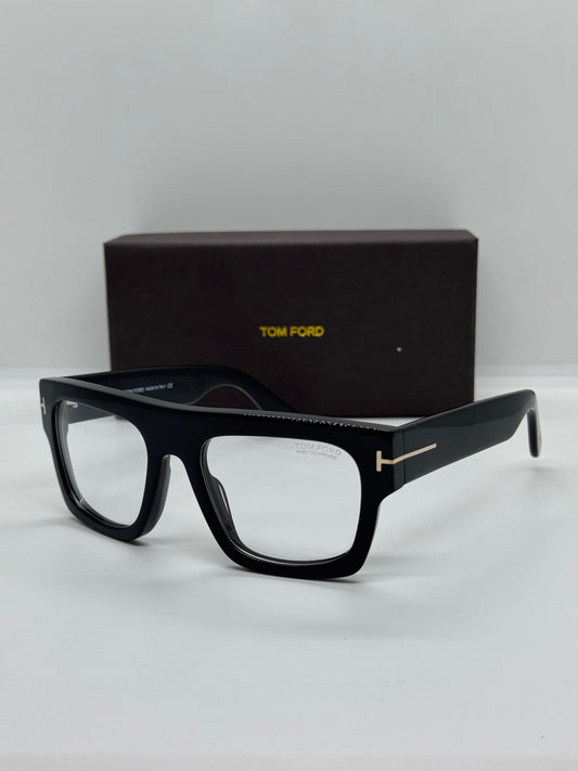 Tom Ford Fausto FT0711 Photochromic