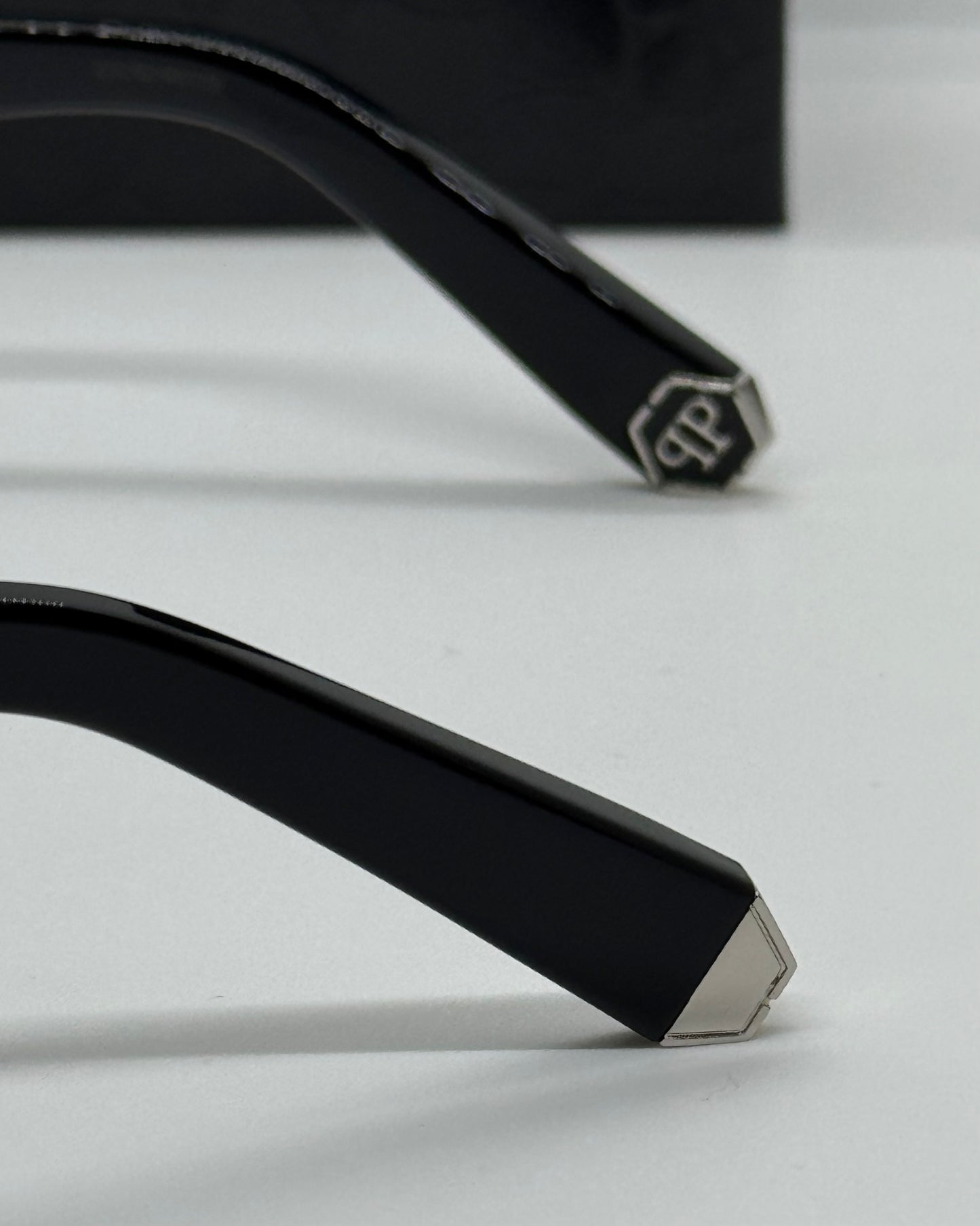 Philipp Plein VPP086 Rimless Frame