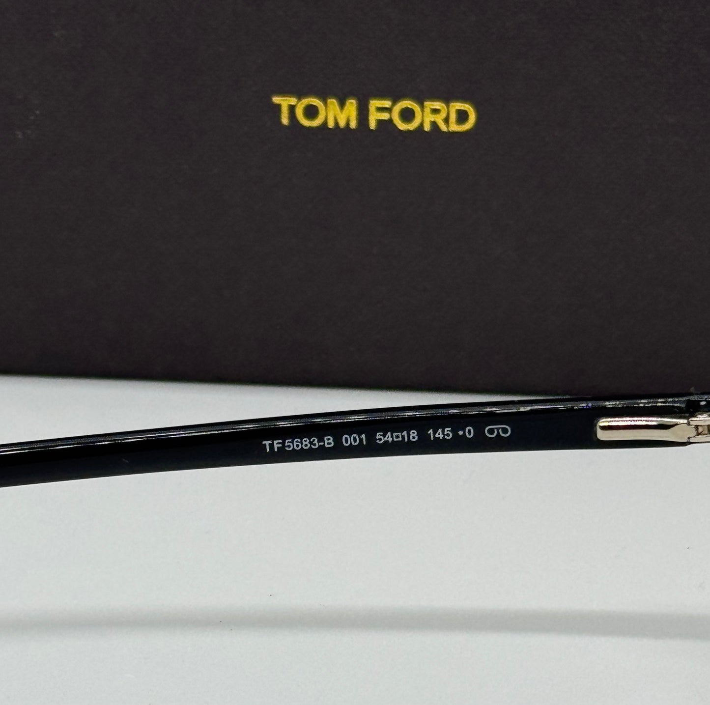 Tom Ford TF5683-B Black