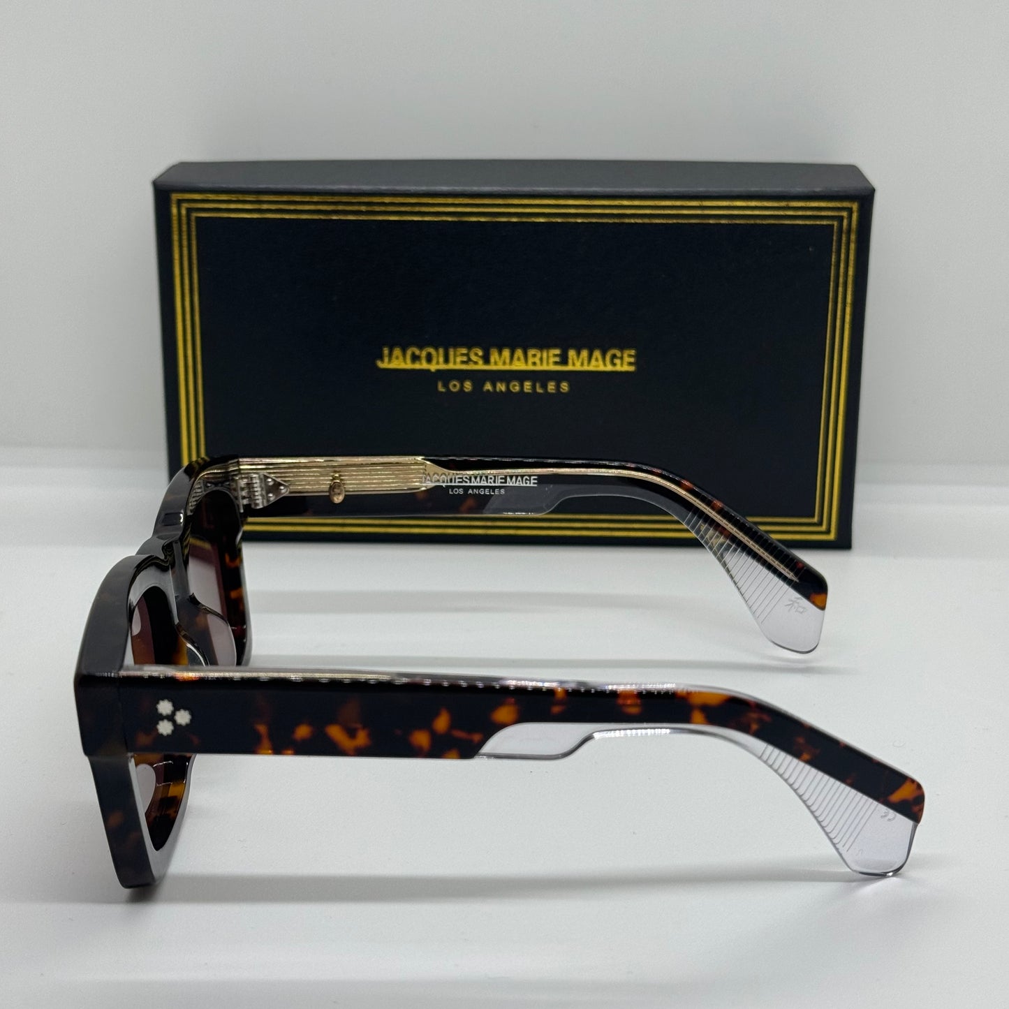 Jacques Marie Mage Enzo Tortoise