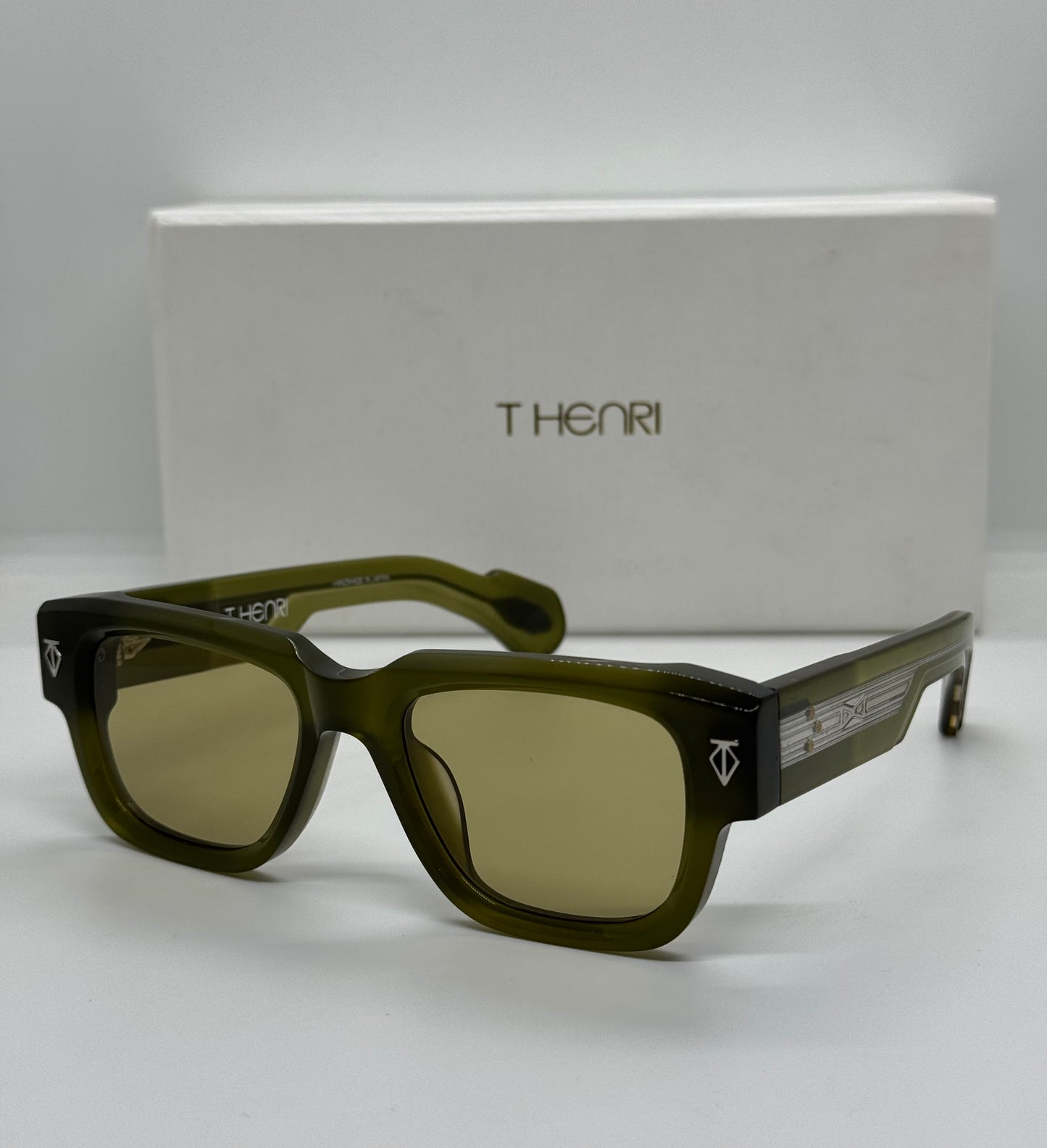 T Henri Taycan Olive Green