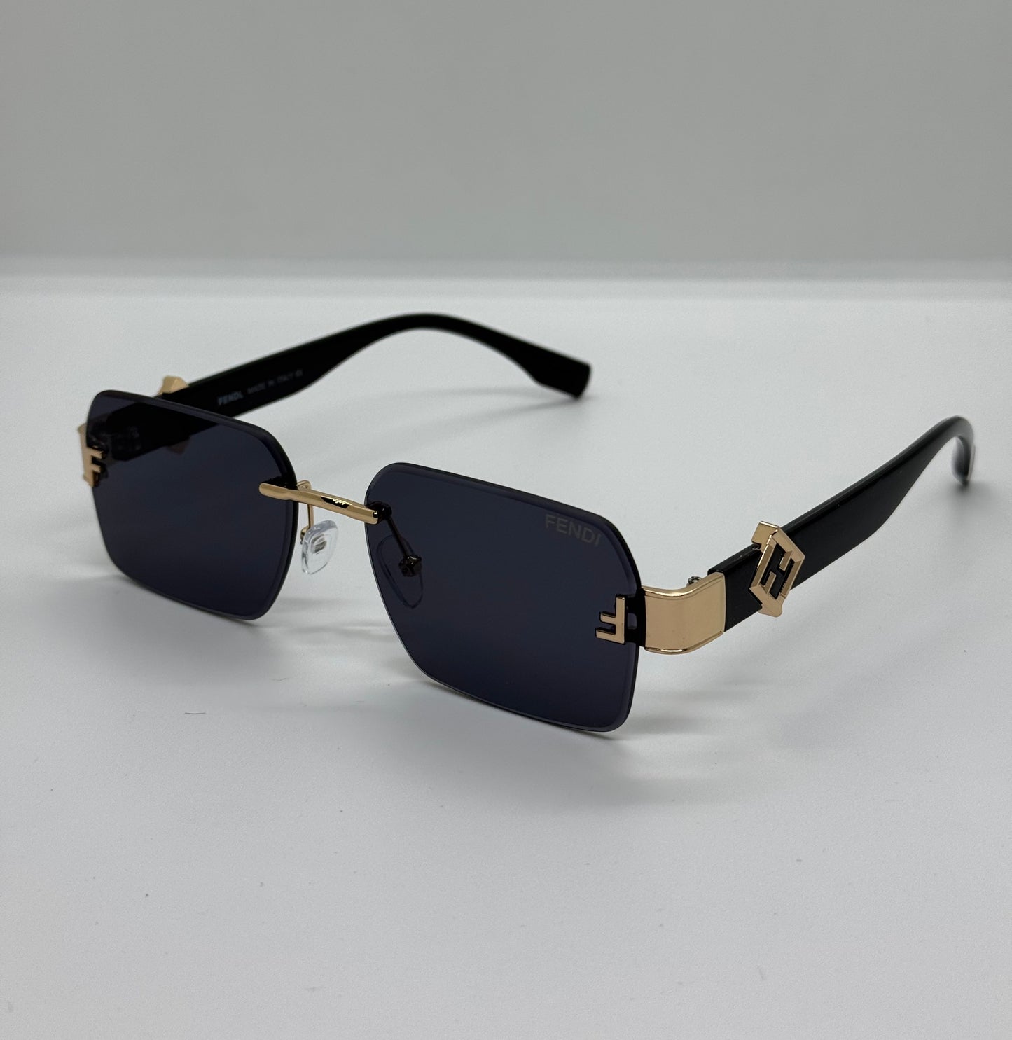 FD Rectangular rimless
