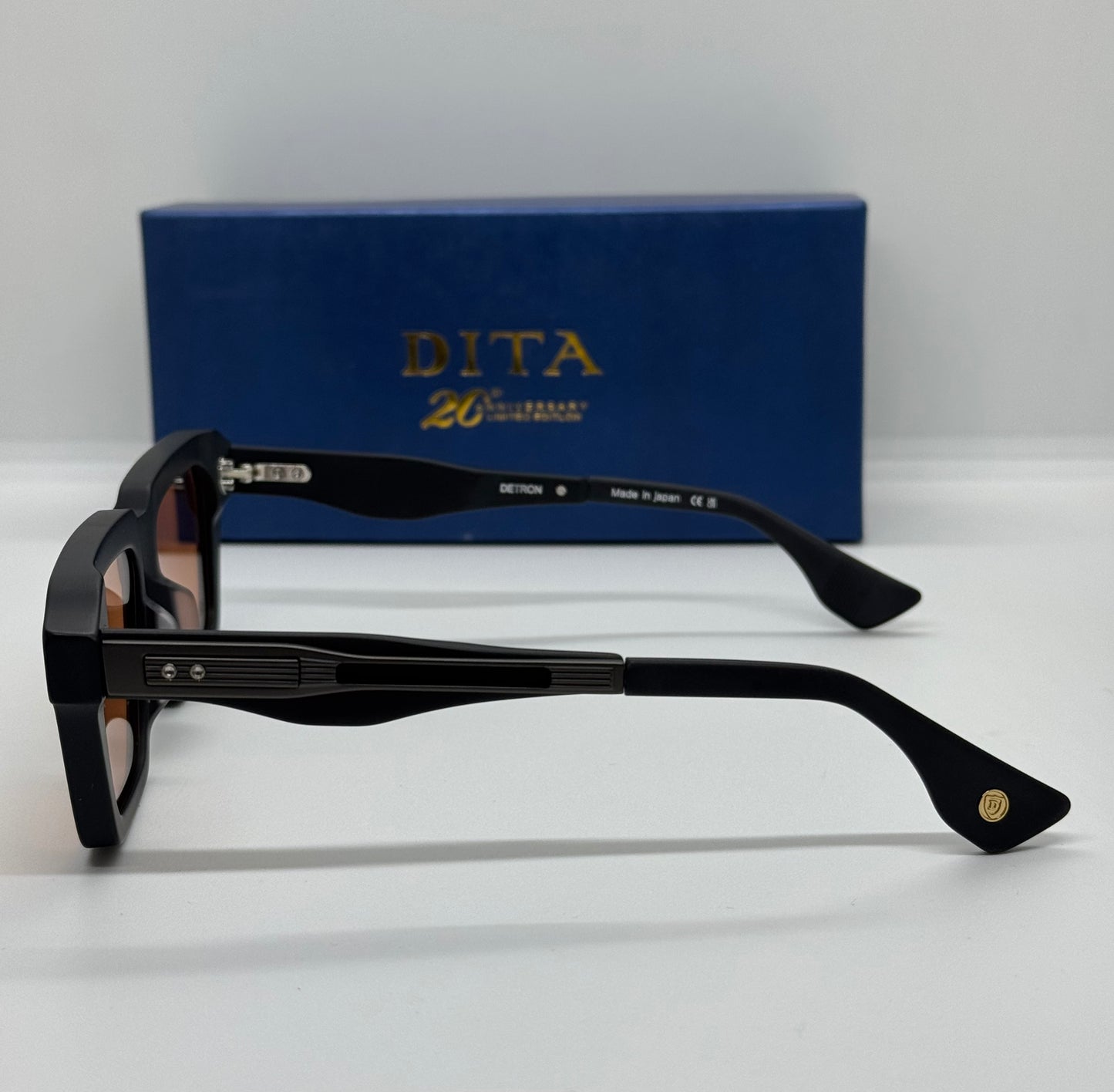 Dita Detron DTX459 Black x Amber