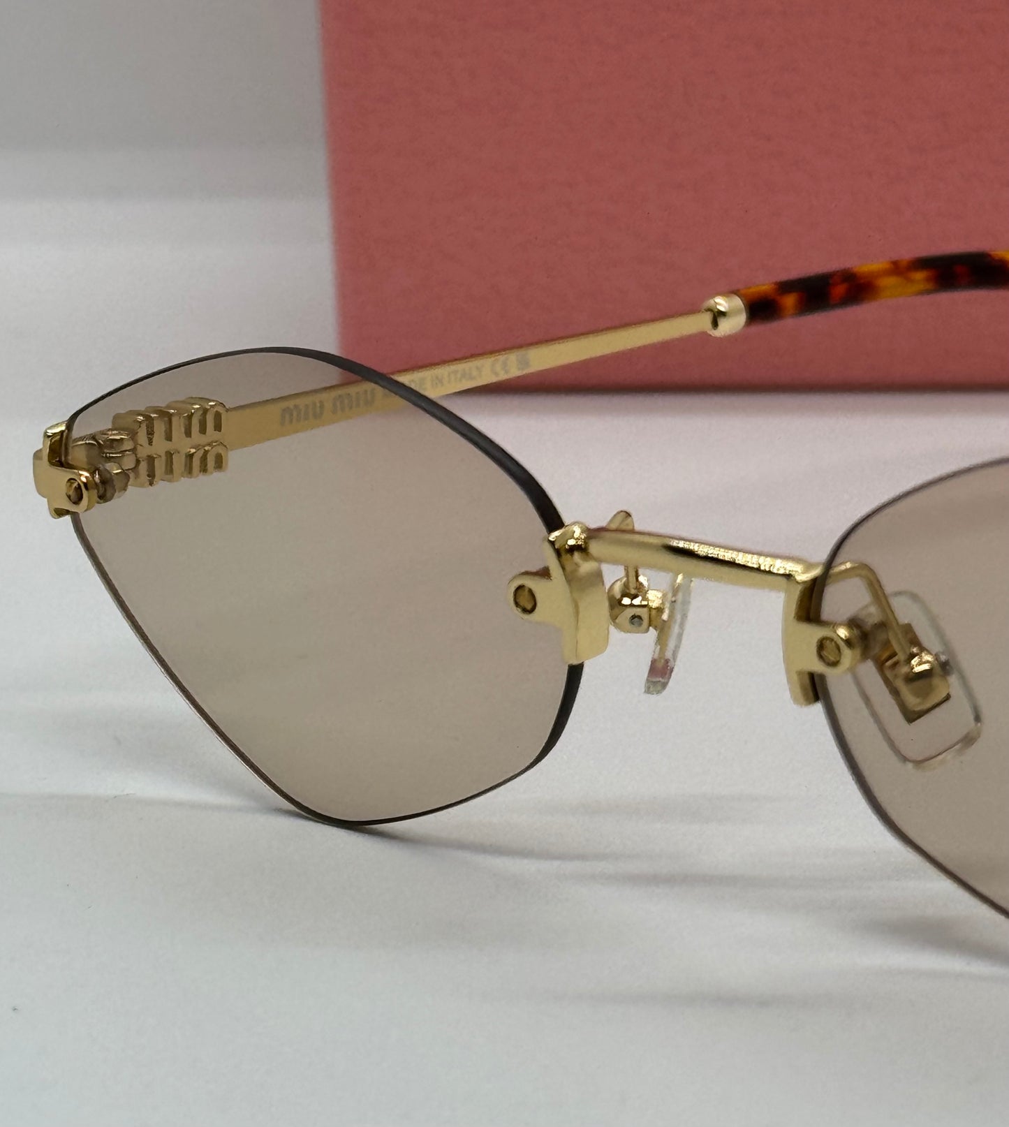 Miu Miu SMUA55 Champagne