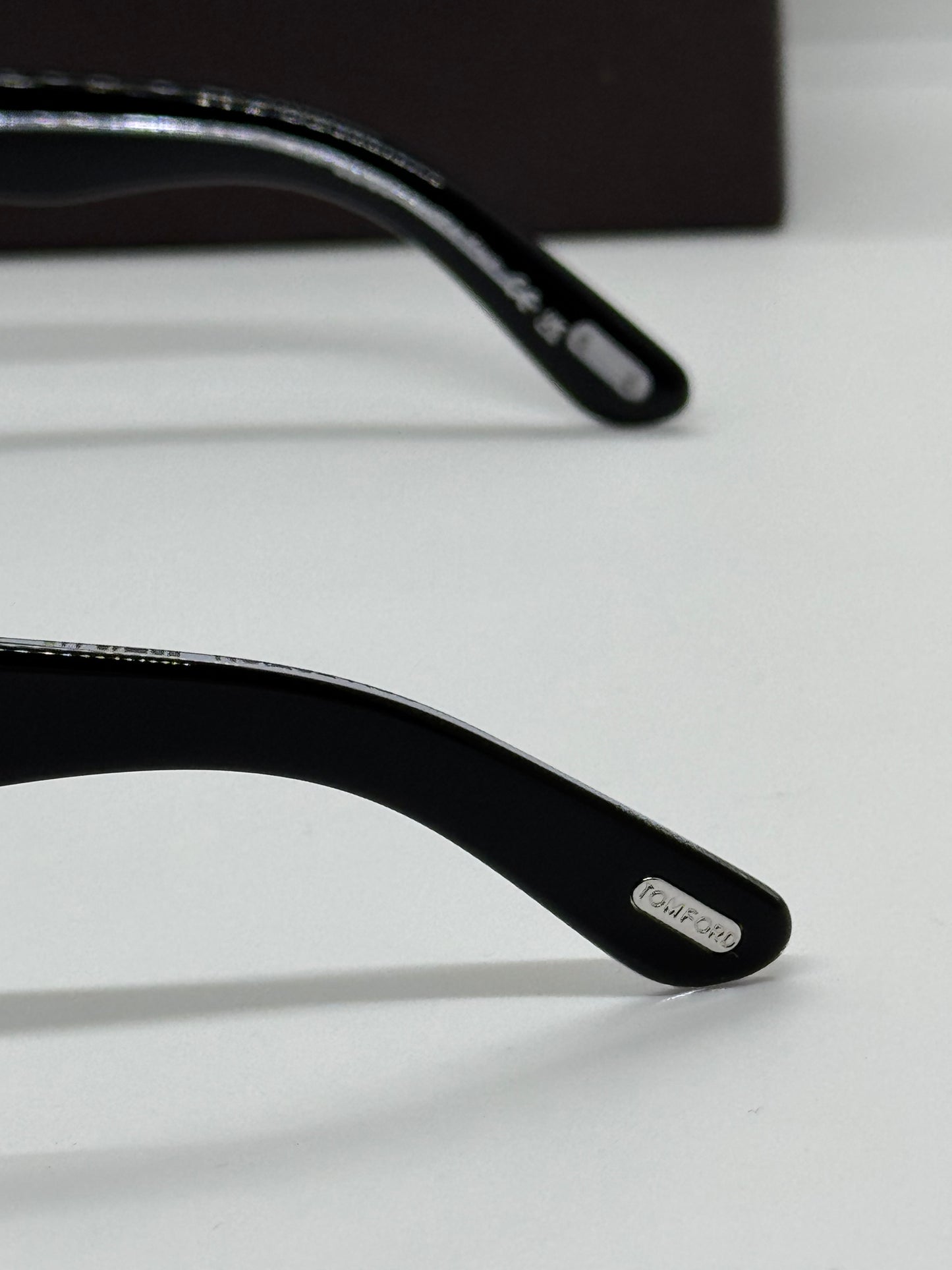 Tom Ford Icon Pilot TF1225 Black Zeiss Lenses
