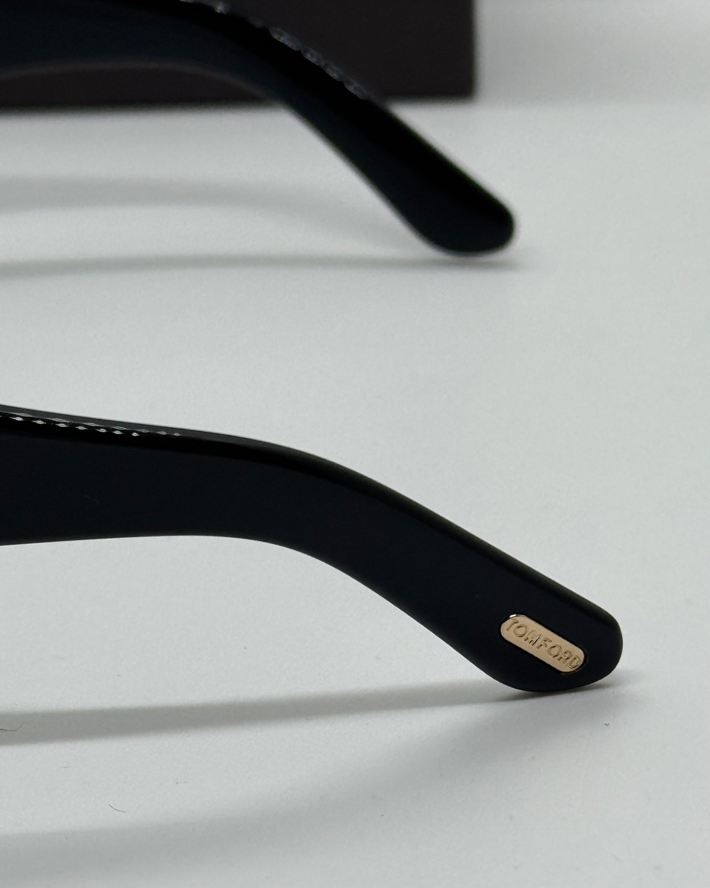 Tom Ford Bronson FT1044 Black