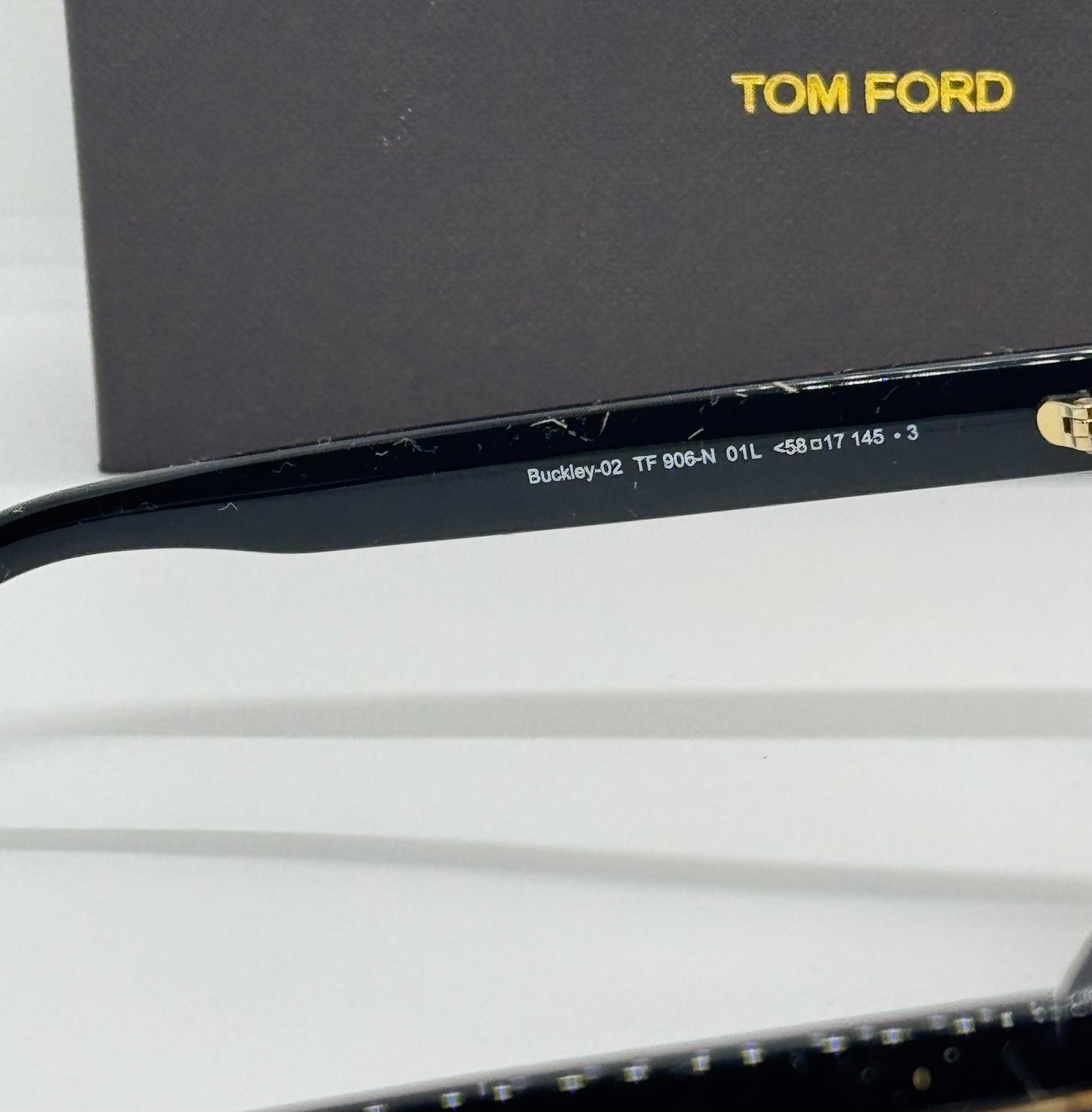 Tom Ford Buckley TF 906-N Brown