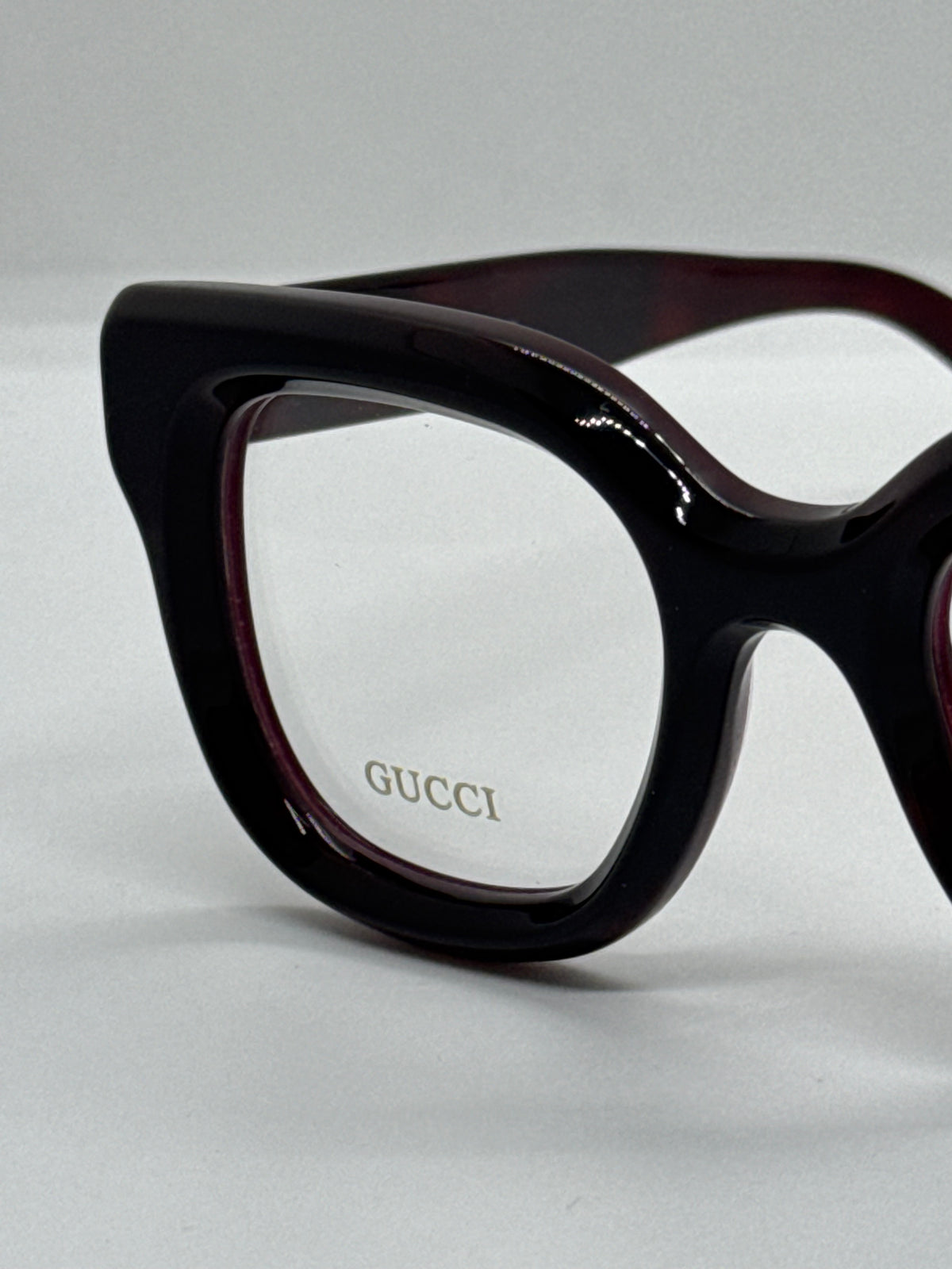 Gucci GG0828S Bold Square Round Frame