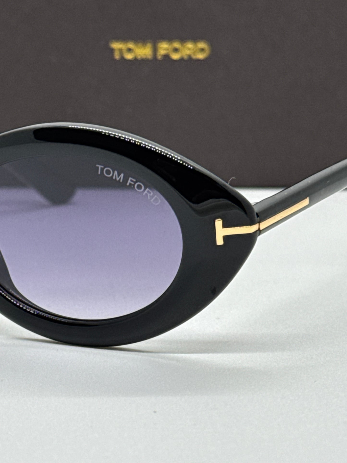 Tom Ford Carmen Oval FT1186 Black