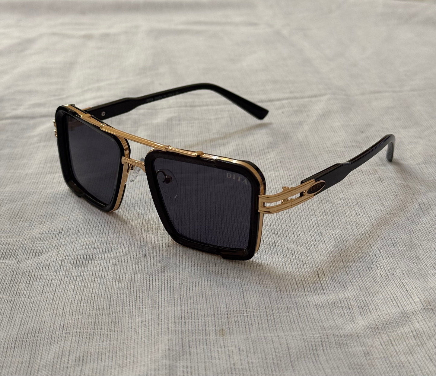 Dita Bold Rectangular