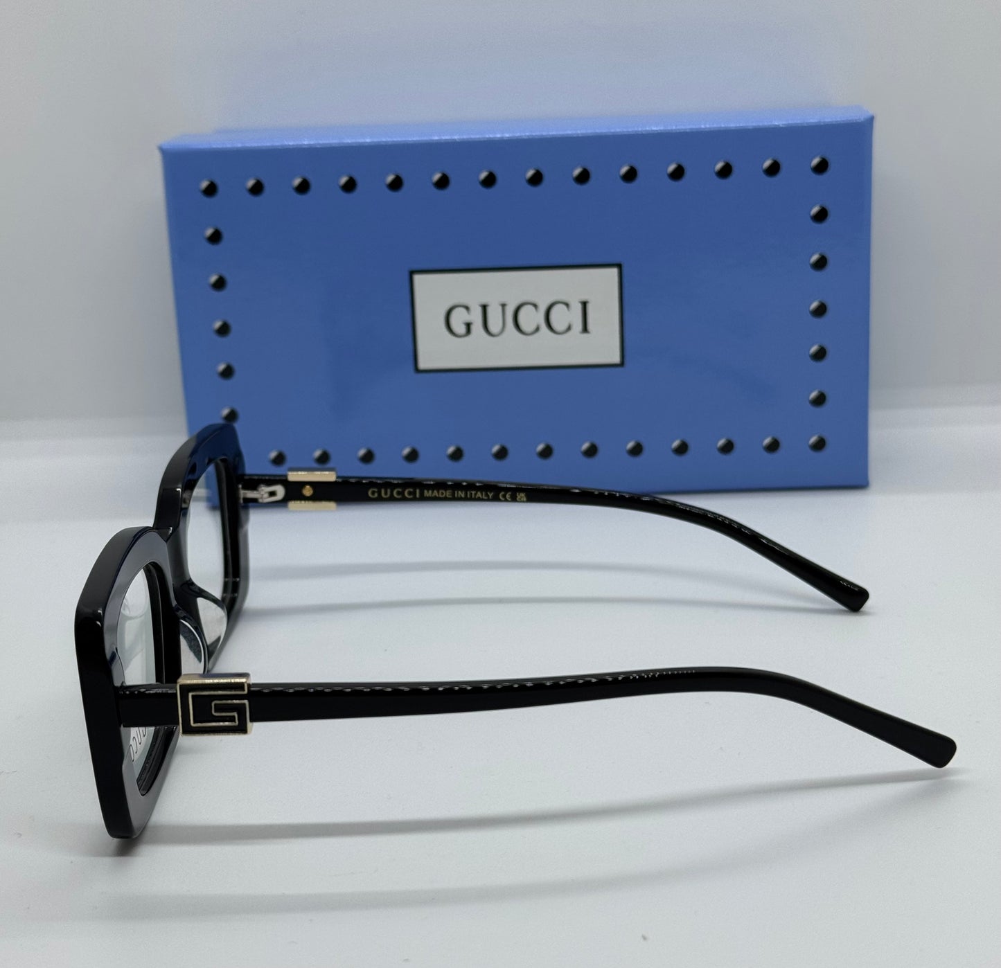 GG 2002SK 001 Black Frame