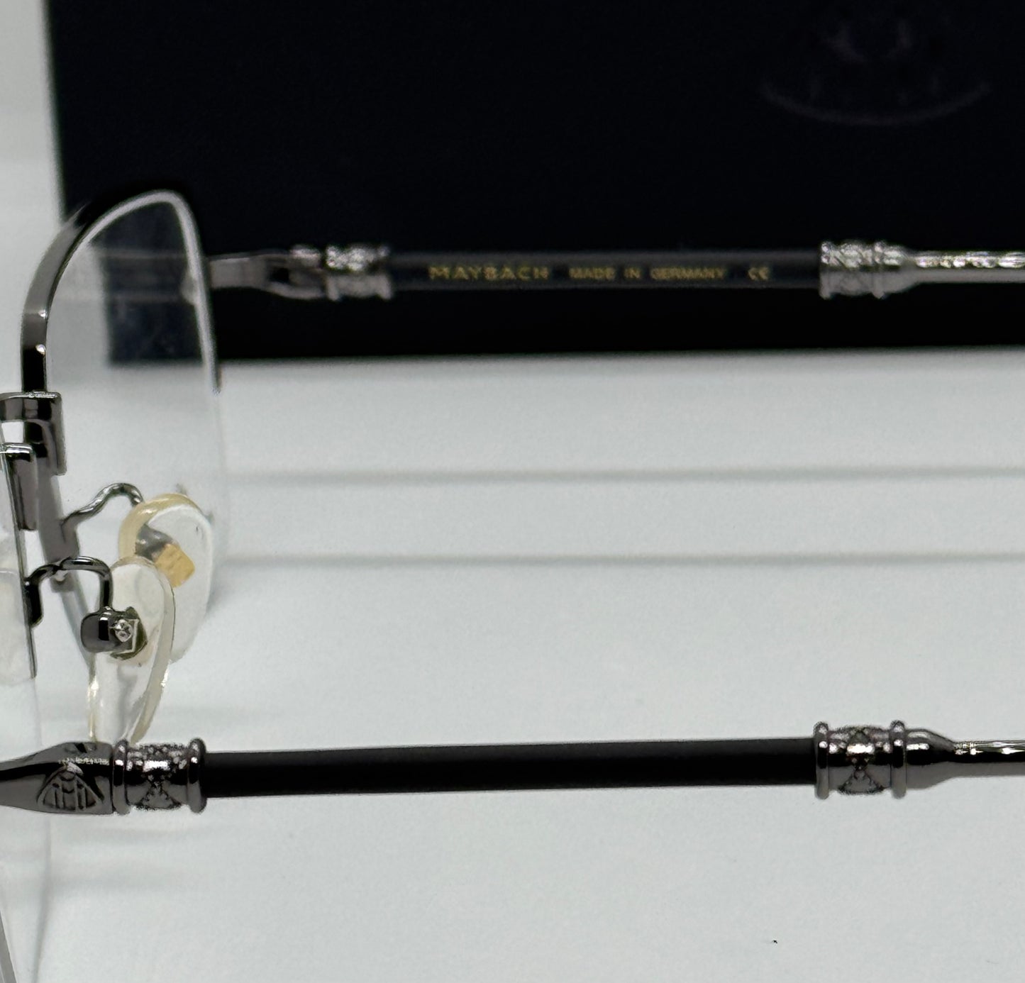 Maybach Semi Rimless Z25 Frame