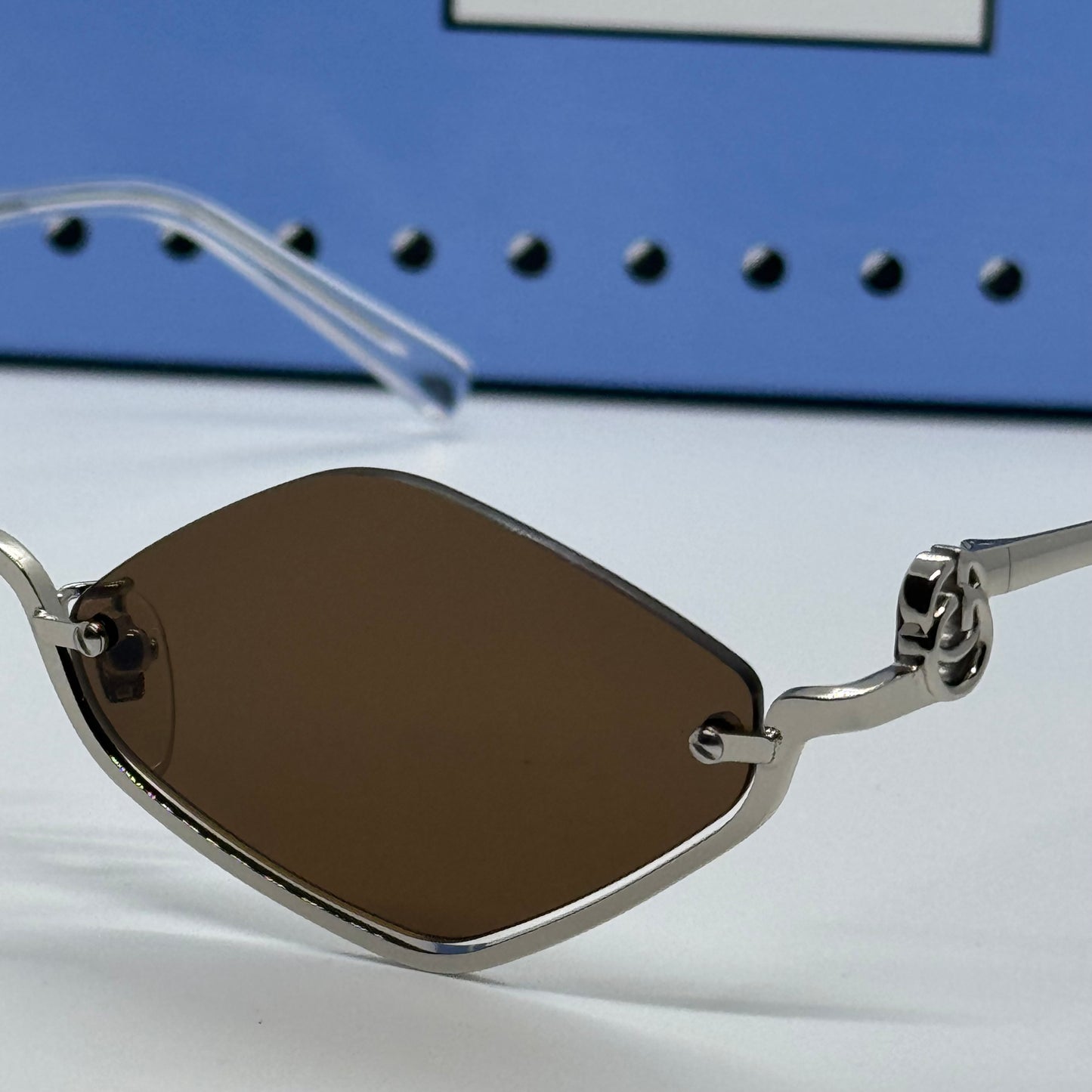 GG 1604S Geometric Brown