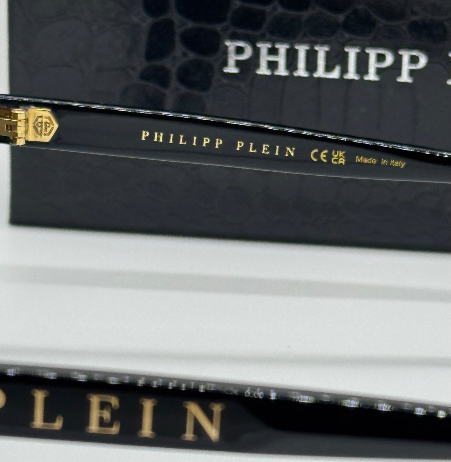 Philipp Plein Traveller SPP001 Black X Gold