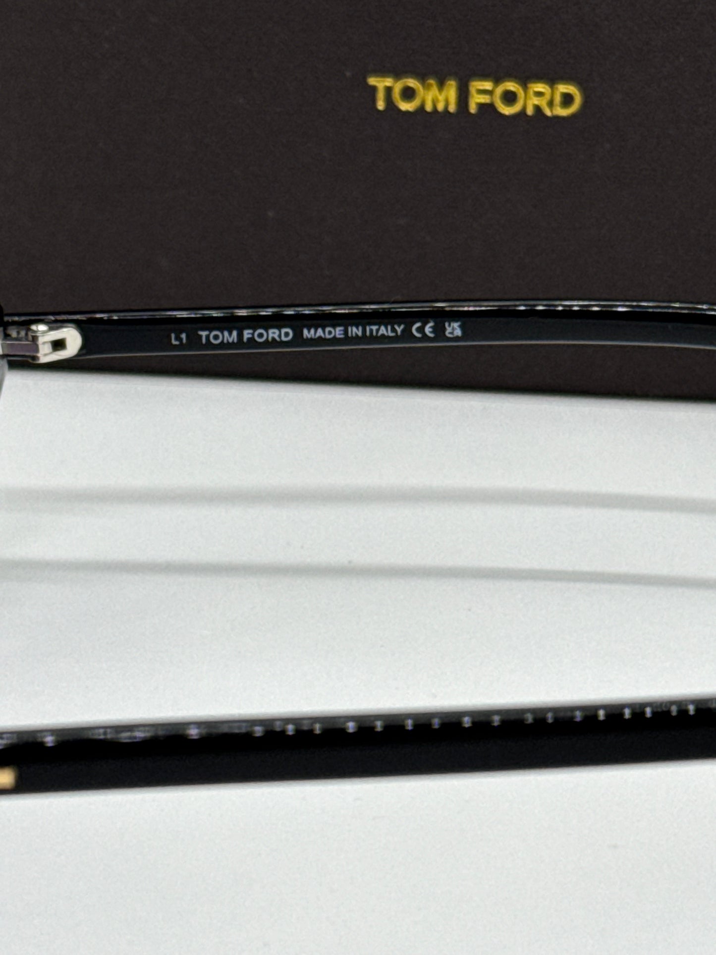 Tom Ford Carmen Oval FT1186 Black