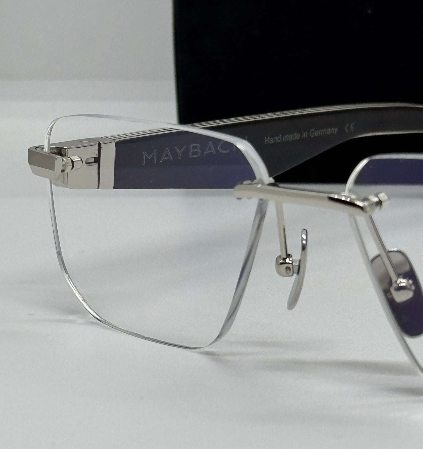 Maybach The Visionist Silver x Black Rimless  Frame