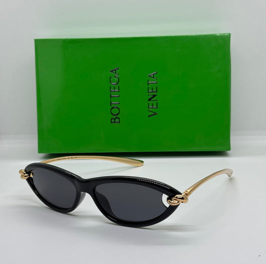 Bottega Veneta BV1390S Knot Cateye Black