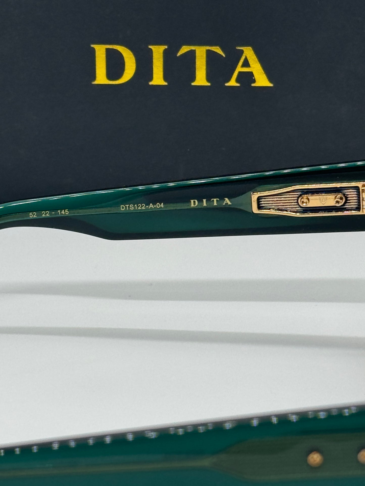Dita Sekton DTS122 Green Shade