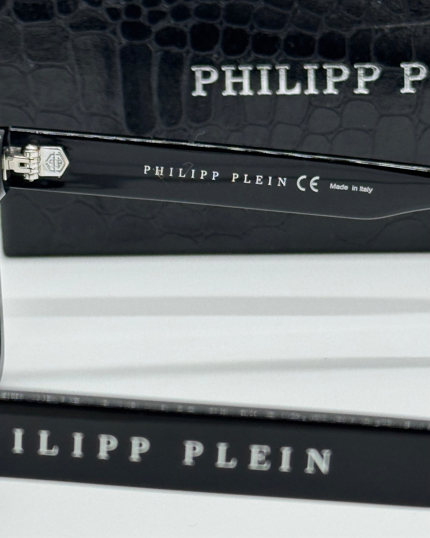 Philipp Plein Hexagonal College Frame