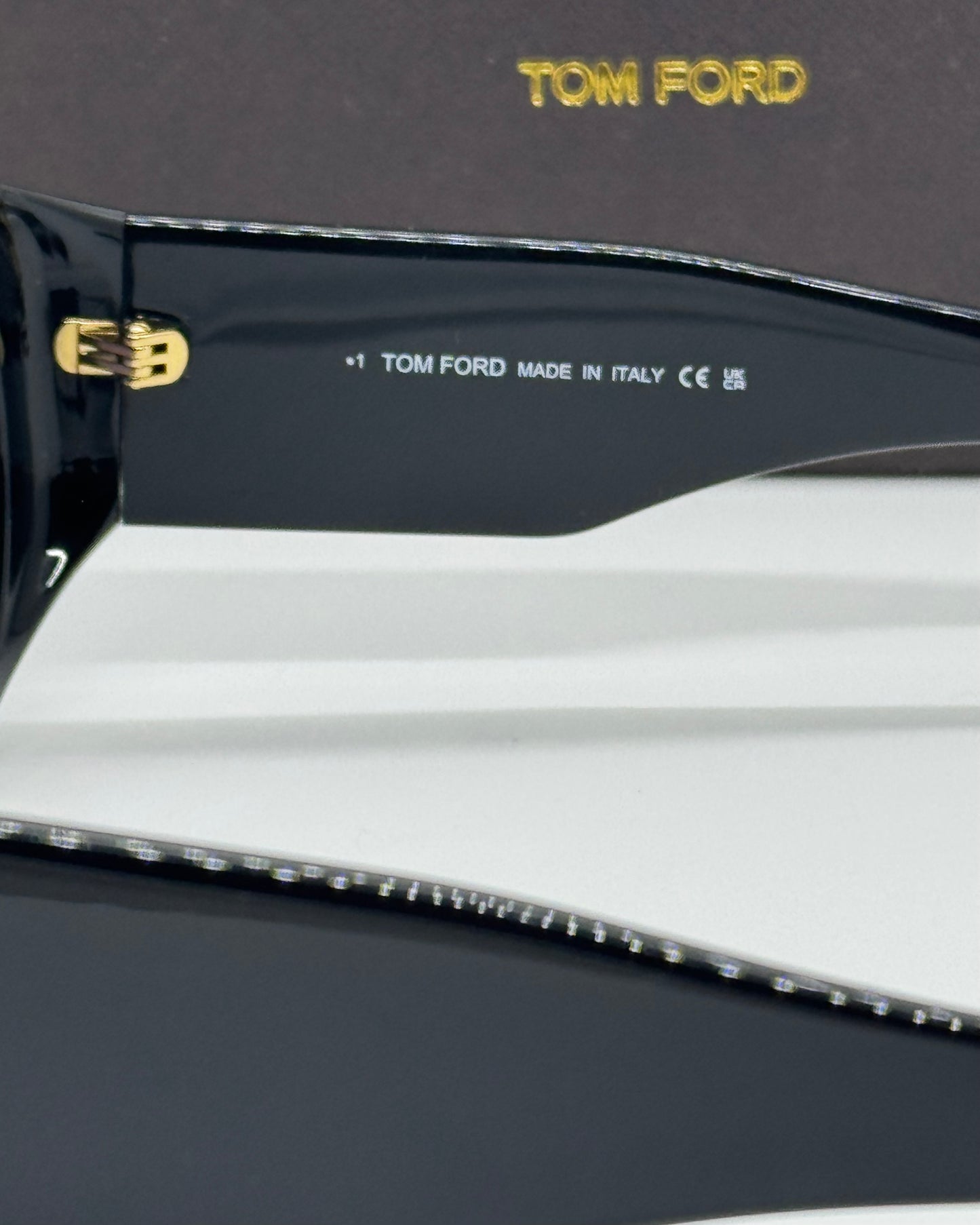 Tom Ford Bronson FT1044 Black