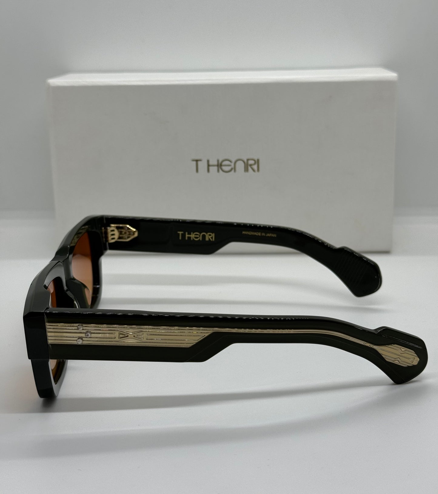 T Henri Taycan Dark green x Orange