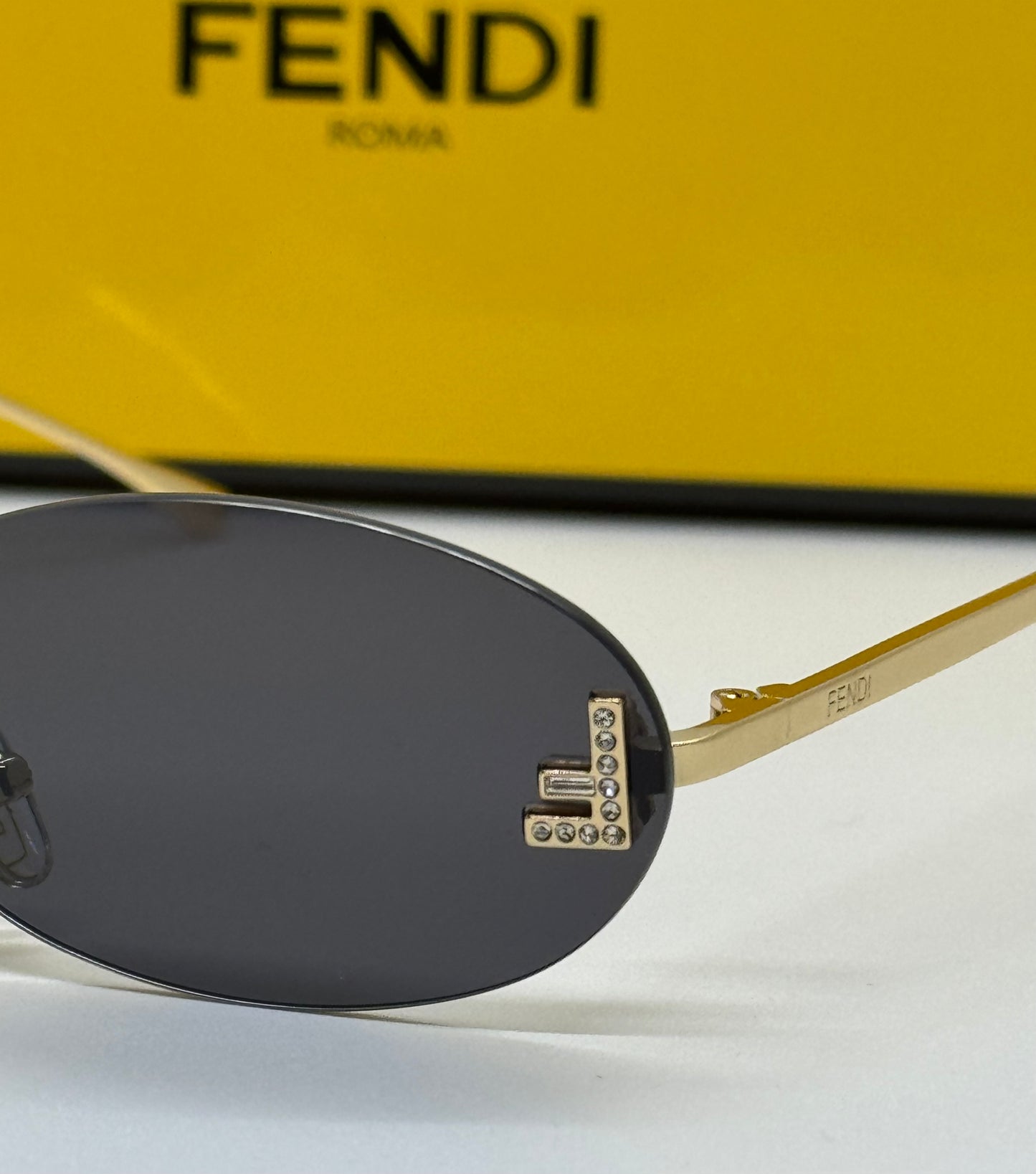 Fendi First Crystal Rimless Black