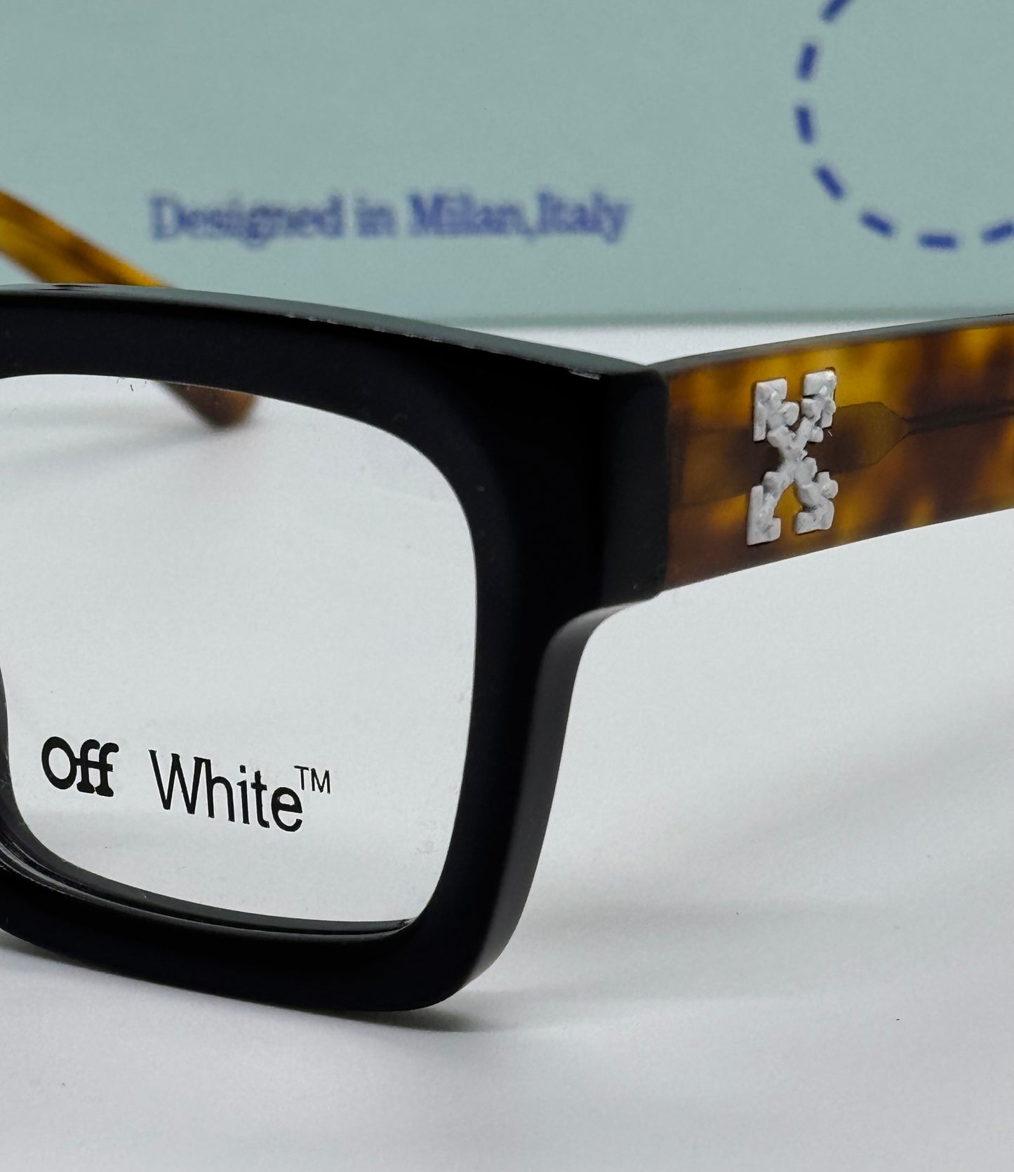 OFF-WHITE OER2052 Black x Tortoise